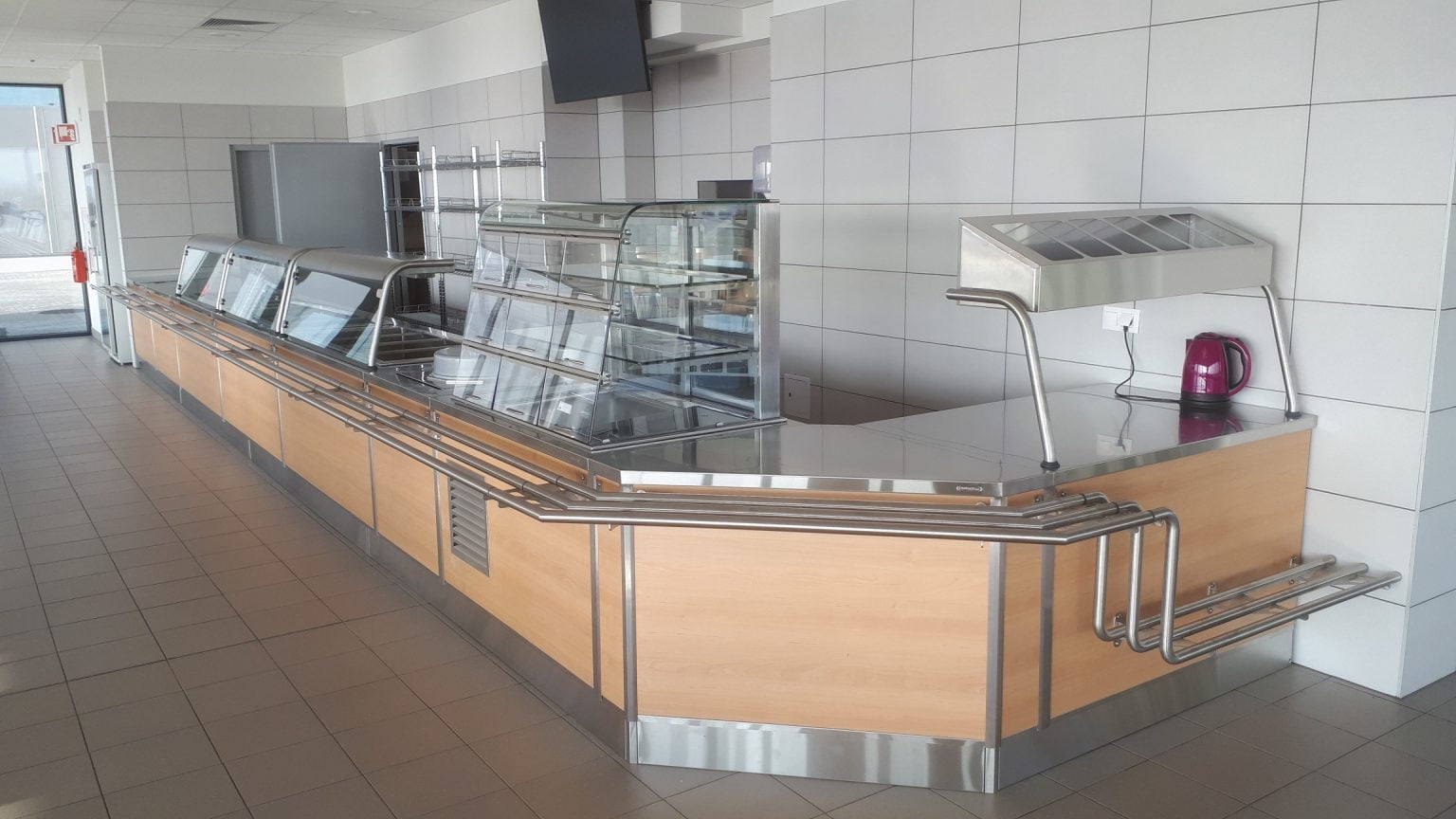 Kantyna pracownicza w fabryce ZF Automotive Systems Poland Plastmet